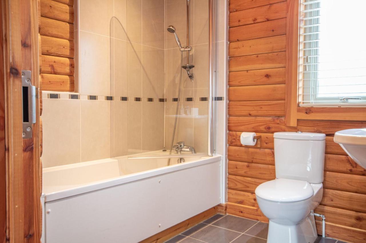 Aviemore Lodges Exterior photo