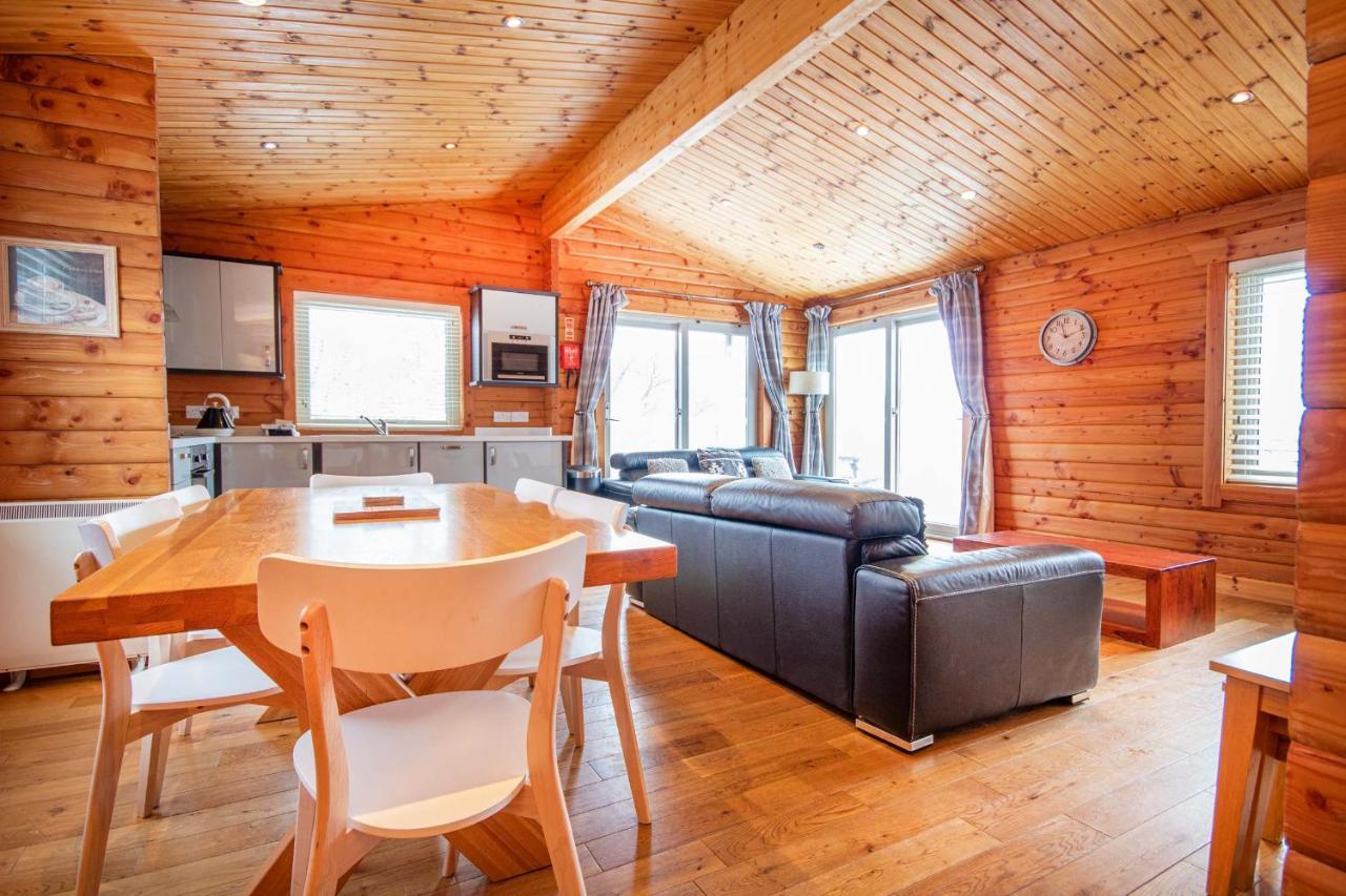 Aviemore Lodges Exterior photo